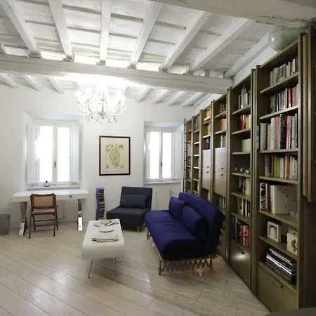 Grotte アパート *